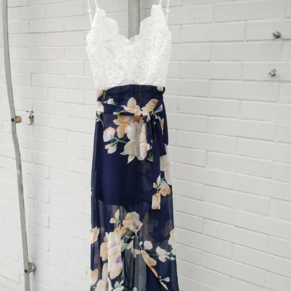 Host Pick Women's Maxi Lace Summer Dress - Picture 6 of 8